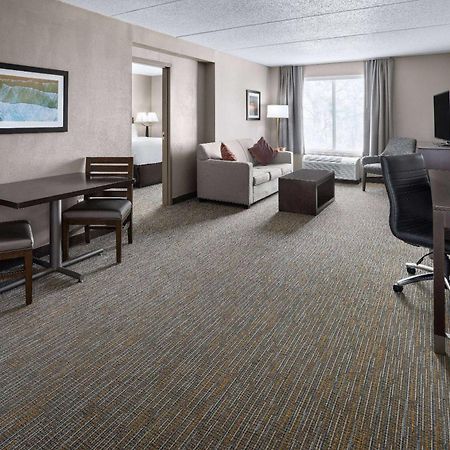 La Quinta Inn & Suites By Wyndham Mooresville Buitenkant foto