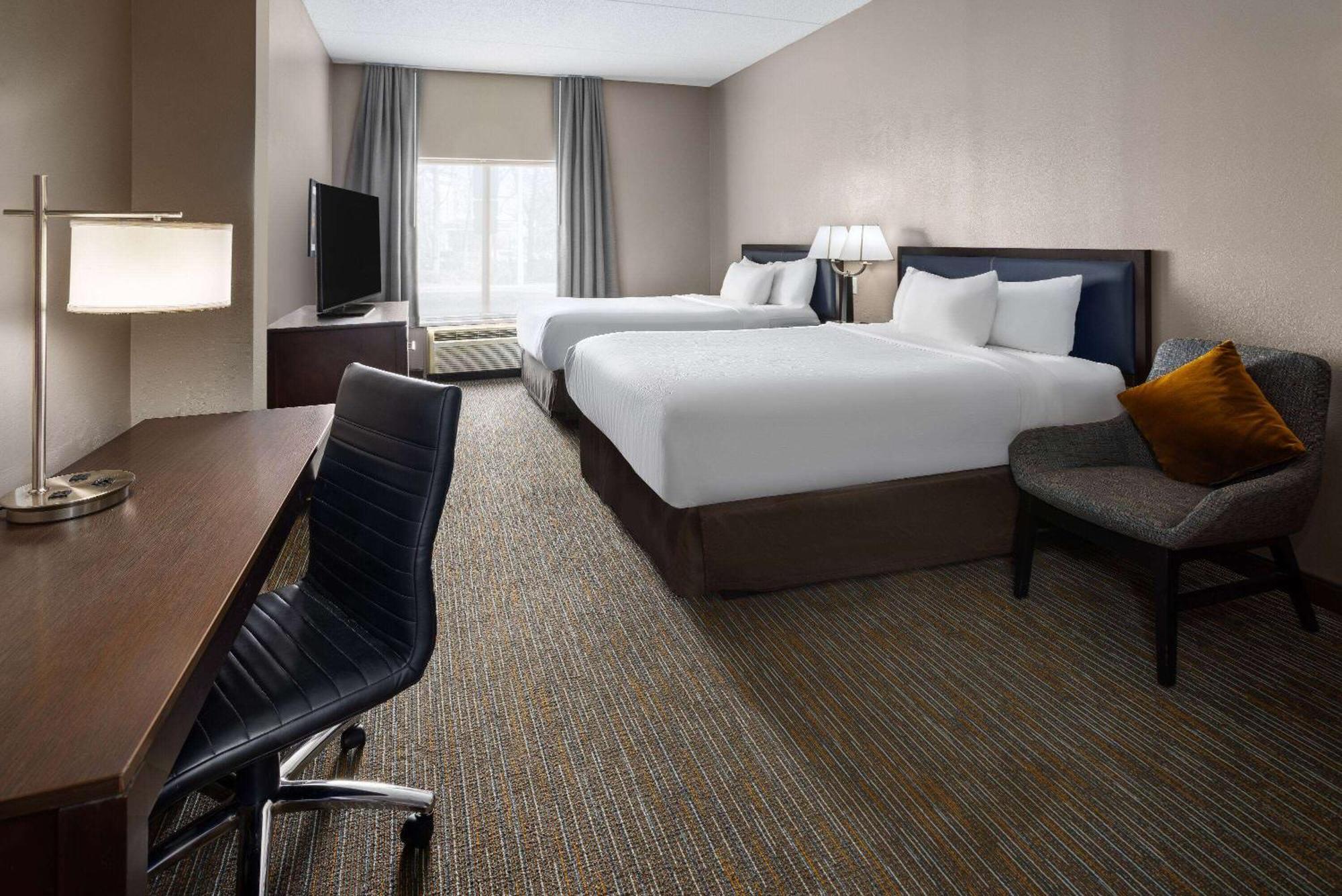 La Quinta Inn & Suites By Wyndham Mooresville Buitenkant foto