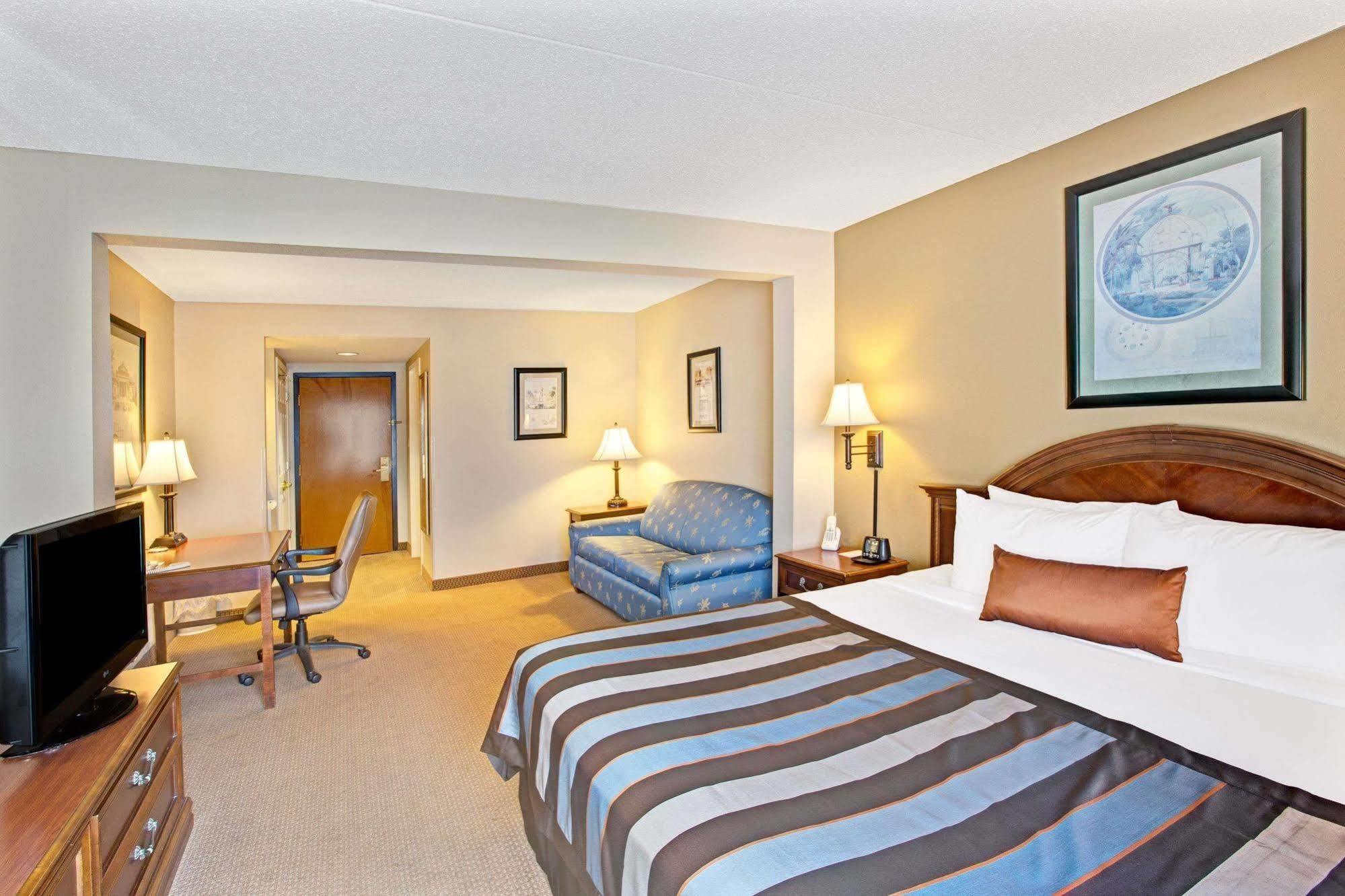 La Quinta Inn & Suites By Wyndham Mooresville Buitenkant foto